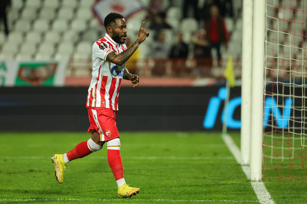 BOMBETINA GELORA KANGE: Fudbaler Crvene zvezde EVROGOLOM podigao ceo stadion na noge! (VIDEO)