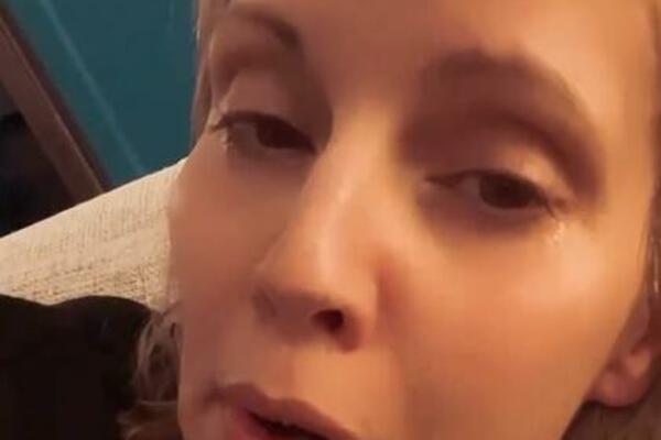 GLUMICA VIŠE OD 10 GODINA KRILA TEŠKU BOLEST