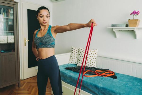 ŽELELA SAM DA VEŽBAM, A NISAM IMALA PARA ZA TERETANU: Evo šta sam uradila da bih dobila šta želim!