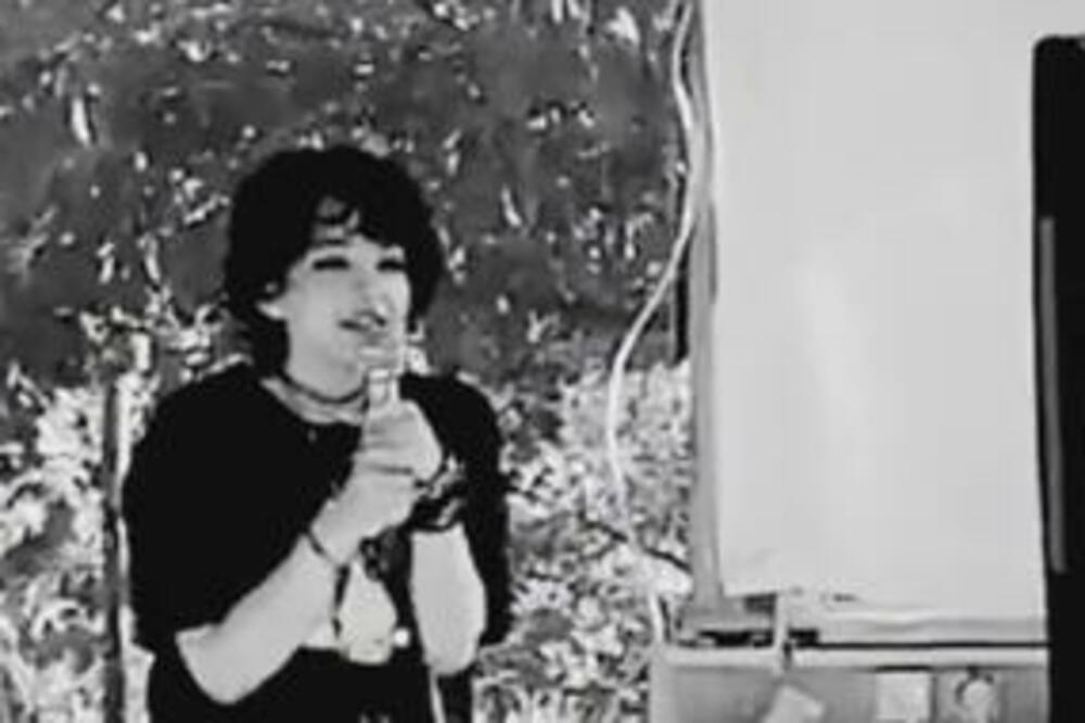 SPALILA HIDŽAB I MAHALA NJIME PRE SMRTI: Snimak tinejdžerke nastao nekoliko sati pre nego što je UMRLA! (VIDEO)