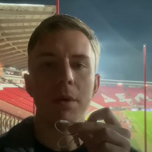 KAKAV GOL ISUSE! Mađarski vloger se POKLONIO Kangi i atmosferi na meču Zvezde i Ferencvaroša (VIDEO)