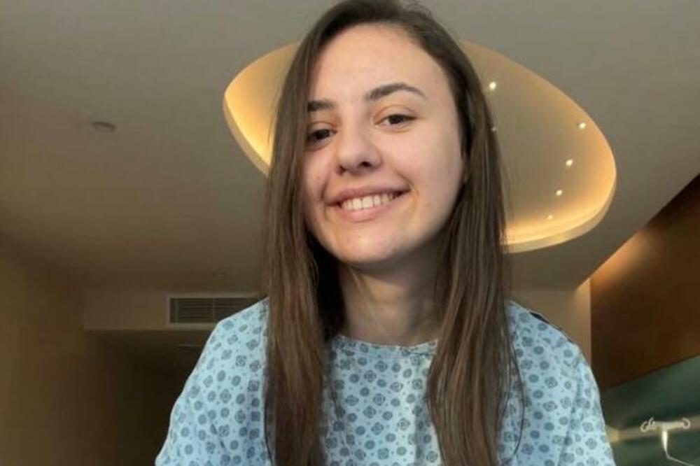 LEPA MARIJA (21) JE "KRCKU" REKLA "KRAJ"! Studentkinja medicine položila NAJVAŽNIJI ISPIT! (FOTO)