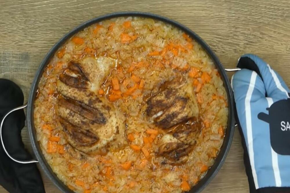 OD JEDNE TEPSIJE OVOG PILAVA, CELA PORODICA JE SITA! Bosanska verzija kojoj nećete odoleti - vredi svaku paru