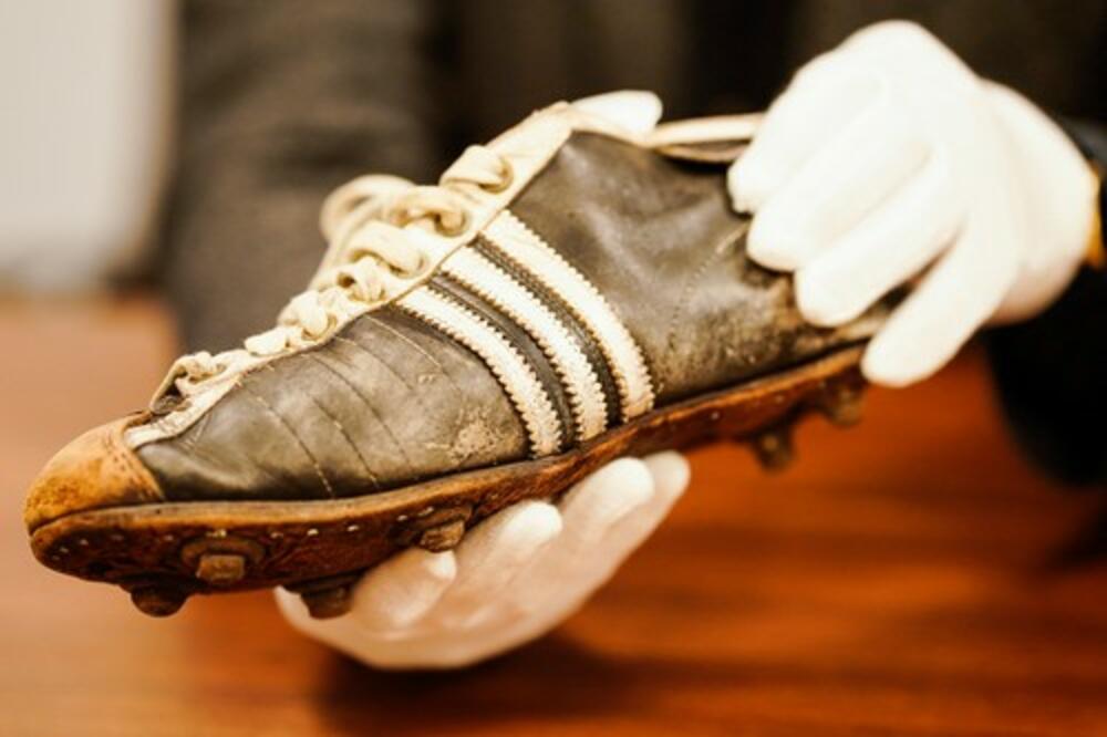 Revolucionarna kopačka Horsta Ekela koju je za fudbalere Z.Nemačke napravio Adidas