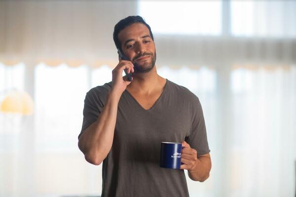 VODIMO VAS NA VEČE KOMEDIJE: Film ROĐENI LAŽOV čeka najbrže čitaoce!