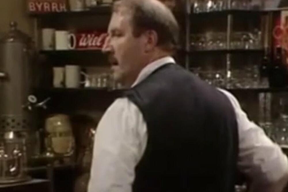 GLUMAC KOJEG SU SRBI OBOŽAVALI JE USTVARI GEJ! Otkrio sve u AUTOBIOGRAFIJI, OGROMNO IZNENAĐENJE