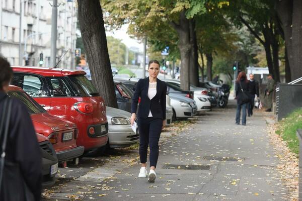 NA SUĐENJU DIJANI HRKALOVIĆ ČITAJU SE PORUKE! Pominje se novac i gomila UVREDA!