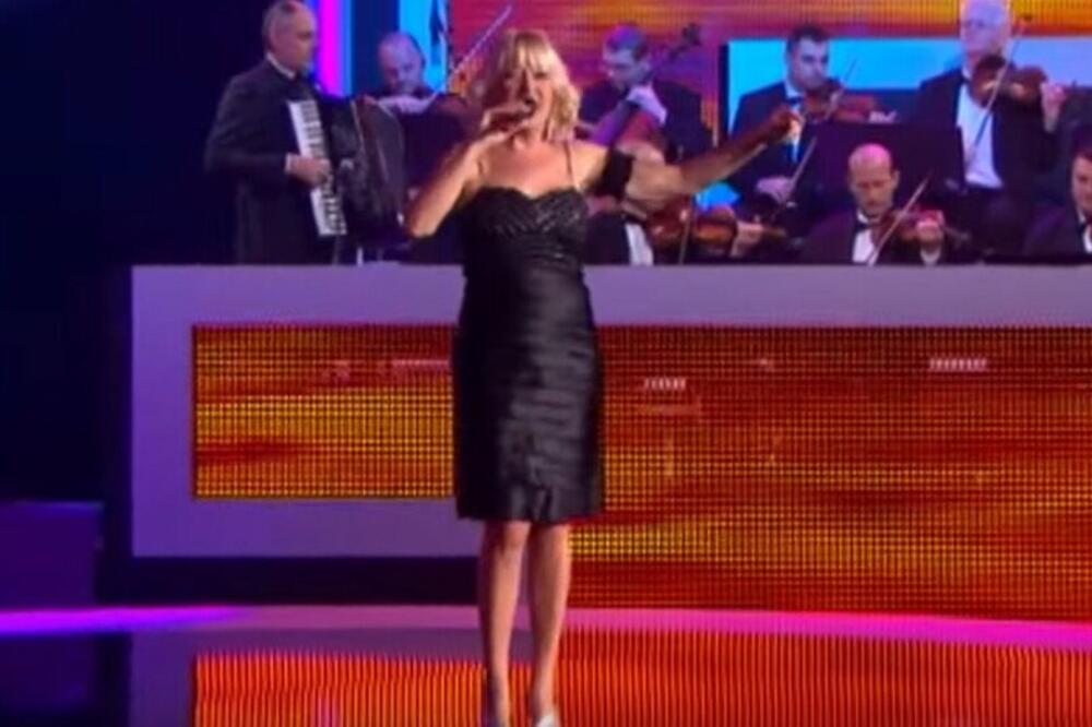 MAJKA JOJ POGINULA, BILA JE SA BRATOM OSTAVLJENA U ŠUMI: Od oca je svakodnevno dobijala BATINE, ženio se par puta