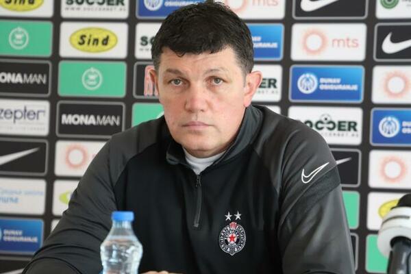 NITI SMRDI NITI MIRIŠE! Petrić smatra da su najveći problem srpskog fudbala Partizan i Zvezda!