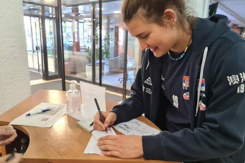 BOJANA MILENKOVIĆ ZA ESPRESO: "Najteže je bilo u četvrtfinalu, igrale smo IZVANREDNO protiv Brazila"! (VIDEO)