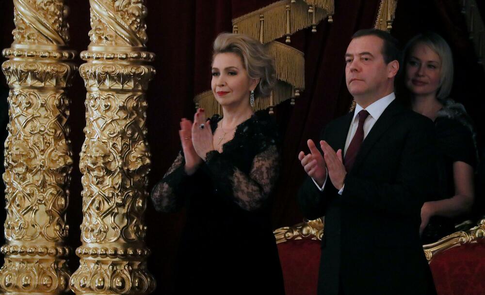Dmitrij Medvedev sa suprugom