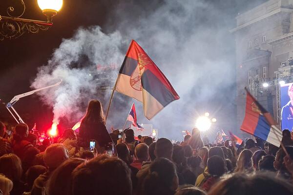 SANTARELI I BOŠKOVIĆ DALI OBEĆANJE: Srbija na spektakularan način pozdravila SVETSKE ŠAMPIONKE! (FOTO/VIDEO)