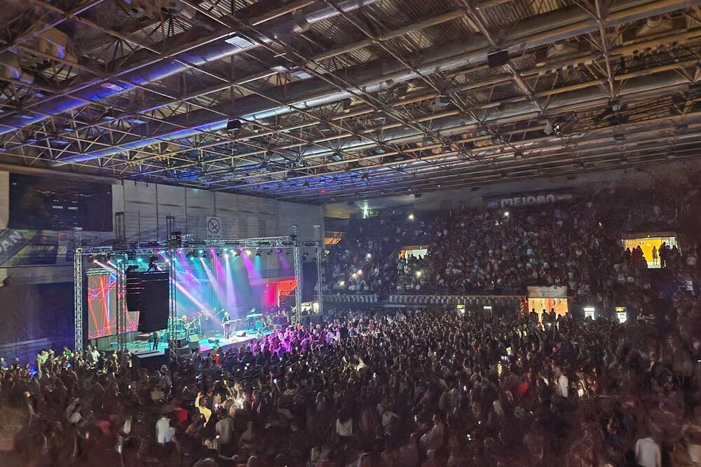 SAŠA MATIĆ NAPRAVIO SPEKTAKULARNO VEČE U NAJVEĆOJ DVORANI