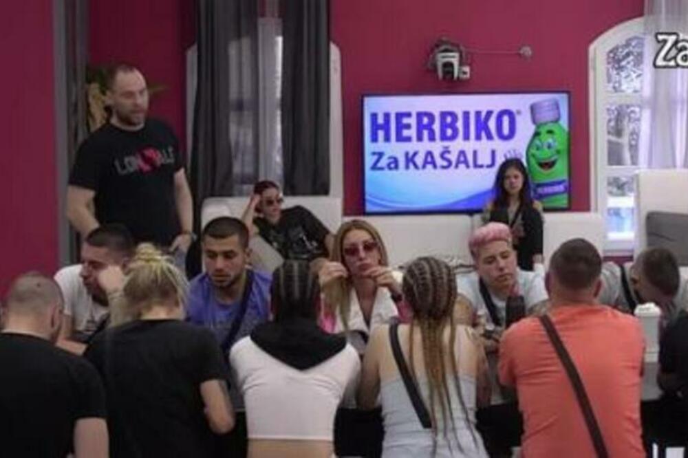 UROŠ ĆERTIĆ I ZVEZDAN SLAVNIĆ ZARATILI: Drama u Zadruzi, dokle ovo ide?