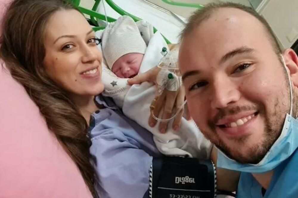 DUŠAN MANDIĆ DOBIO SINA: Proslavljeni vaterpolistu nasledinku dao staro slovensko ime! (FOTO)