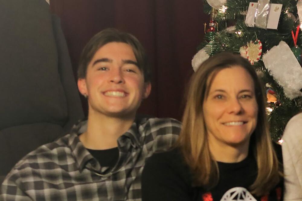 TINEJDŽER I NJEGOVA MAJKA NESTALI, A ONDA JE OTKRIVENA STRAVIČNA TAJNA: Policija zatekla HOROR PRIZOR!