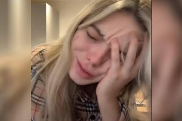 SIŠLA JE NIZ STEPENICE, TAMO JOJ SE MAJKA LJUBILA SA DEČKOM: Ono što je usledilo posle toga, promenilo im je život