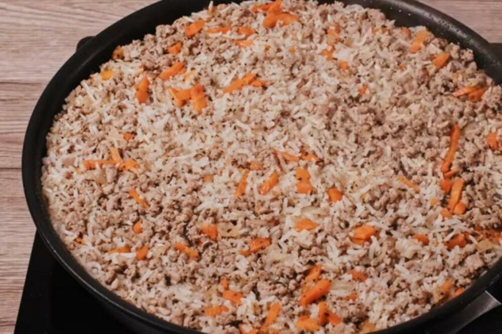 KUVARI OTKRILI KAKO DA MLEVENO MESO NE BUDE MASNO: Samo mu dodajte OVAJ SASTOJAK