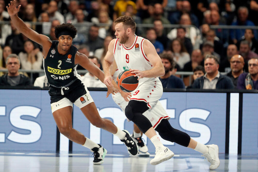 PARTIZAN RASTUŽIO PUNU ARENU! Od savršenog meča do potpune propasti! (VIDEO/FOTO)