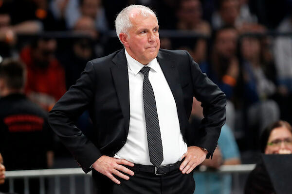 "KO TI JE REKAO DA NAPRAVIŠ FAUL?": Obradović POLUDEO kao nikada do sada!