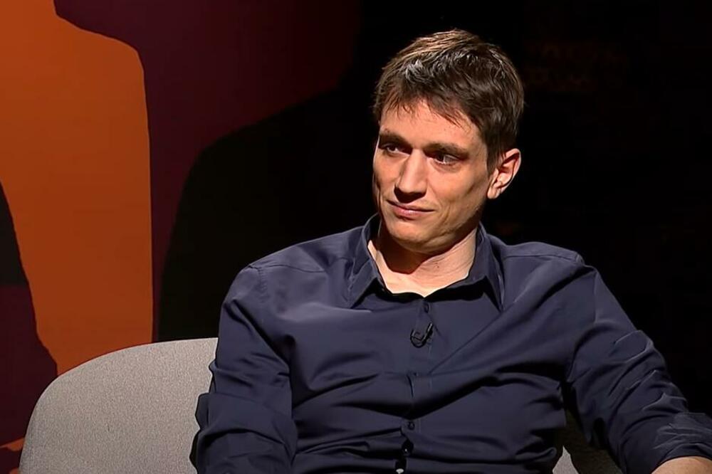 NAJRADOSNIJE VESTI U DOMU VUJOŠEVIĆA! Svi bruje o tome šta mu se DESILO (FOTO)