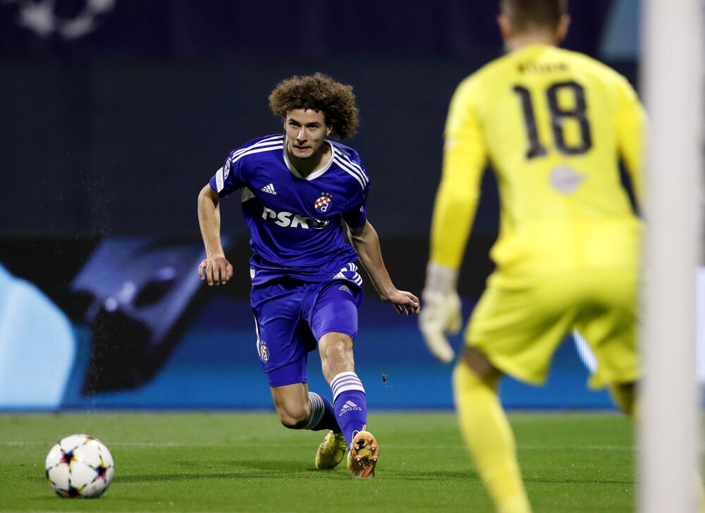 Robert Ljubičić prešao u atinski AEK