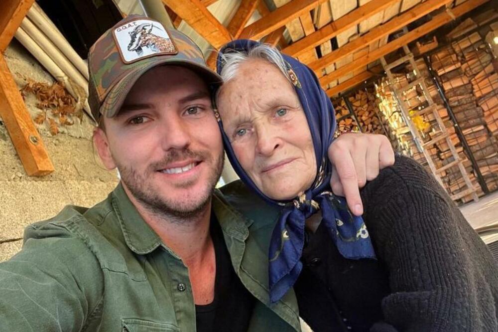 TRANSFORMACIJU BAKE MILORATKE IZ IVANJICE CELA SRBIJA PAMTI! Unuk je našminkao, a onda se desila MAGIJA (FOTO)