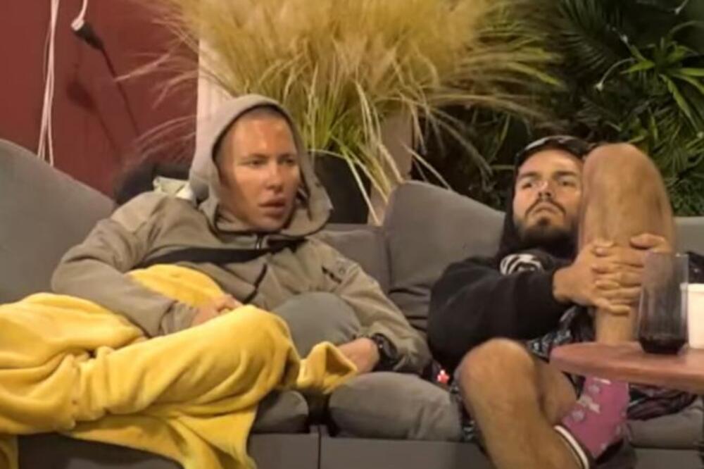 "PITANJE ZA BRENDONA I NJEGOVOG DEČKA": Svi pričaju o tome da je smuvao MMA BORCA, sada PRIZNALI