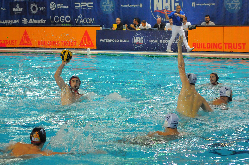 VK Radnički, FK Novi Beograd, Srbija