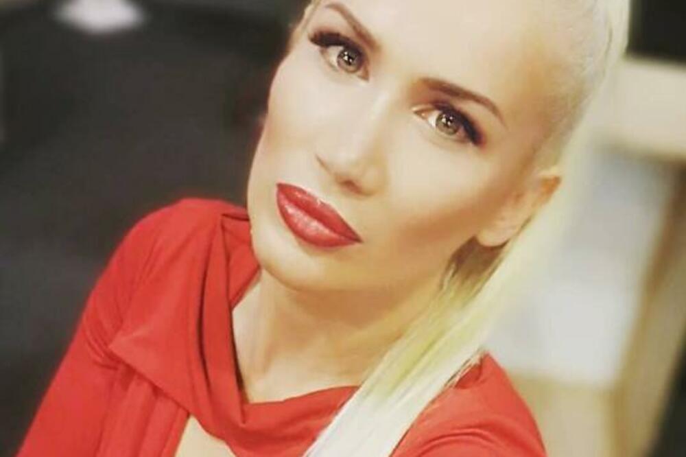 VODITELJKA RTS-a ZBOG SVOJIH GOLIH SLIKA SKUPO JE PLATILA U ŽIVOTU: Nije mogla da nađe POSAO, muž UPLETEN u skandal