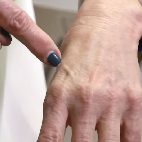 OVO SU UŽASNE NAVIKE KOJE UBRZAVAJU STARENJE,A SVAKODNEVNO IH RADITE: Sa 1 PRESTANITE odmah jer utiče i na ZDRAVLJE