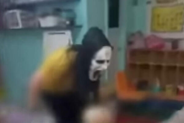 VASPITAČICE URADILE NEŠTO HORORIČNO USRED VRTIĆA: Isplivao snimak, nečete verovati svojim očima (VIDEO)