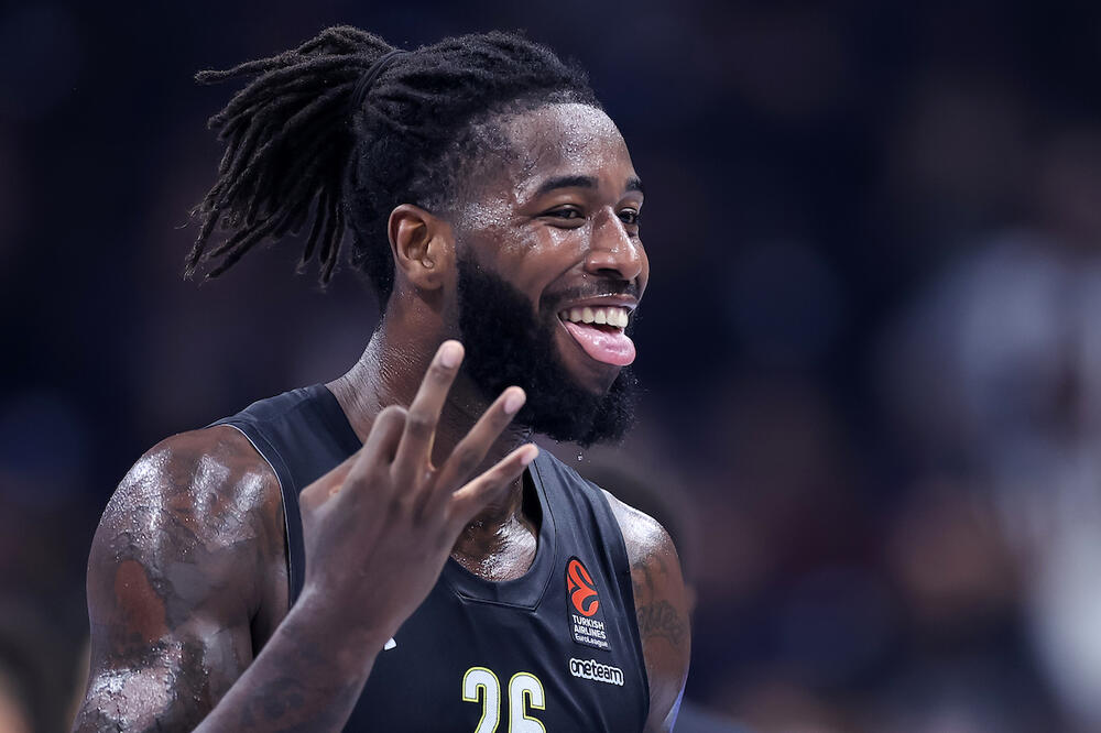 NAVIJAČI PARTIZANA ĆE SE ISTOPITI DOK GLEDAJU OVAJ SNIMAK: Lesorov sin ponovo ODUŠEVIO crno-bele! VIDEO