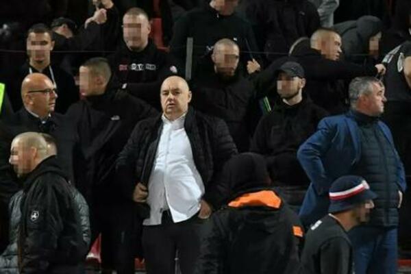 TREĆE POLUVREME DERBIJA U NOVOM SADU: Uprava Vojvodine sa navijačima čekala Zvezdaše! (FOTO)