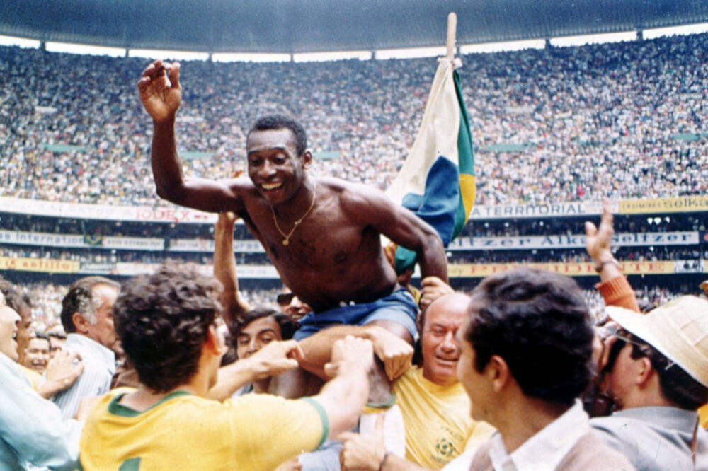 "Nećemo da igramo s Partizanom, igraćemo protiv ovih momaka": Kako je Pele "ZAPALIO" Kragujevac i sprečio senzaciju