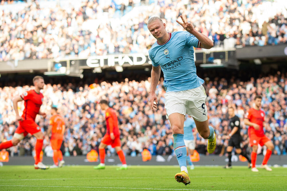 HOLAND PRIZEMLJIO "GALEBOVE"! Brajton bez rešenja za Norvežanina (VIDEO/FOTO)