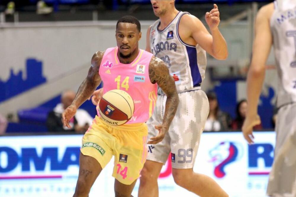 MEGA OSTALA NA NULI: Cibona slavila u "Hali sportova" posle produžetka!