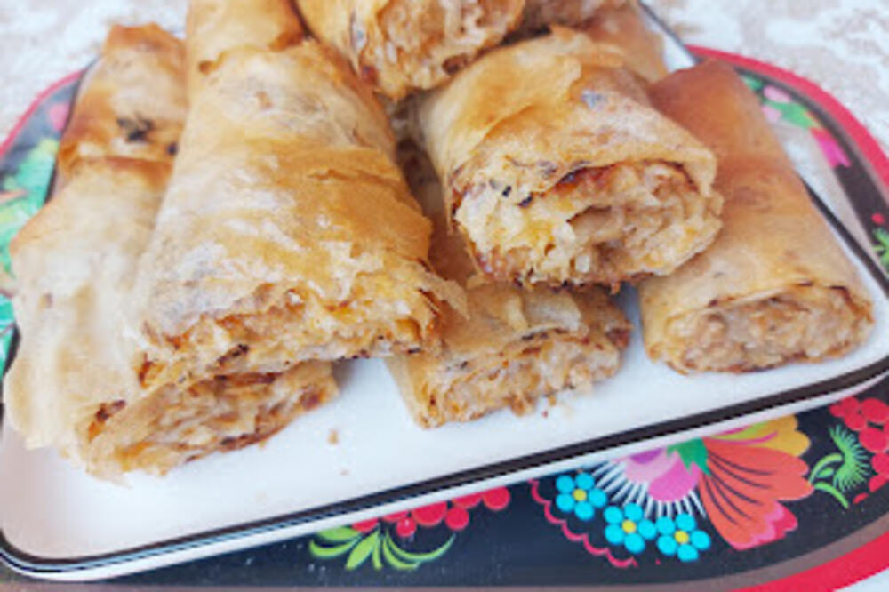 RUMENI SE I PUŠI IZ RERNE: Recept za kupusnik sa mesom zbog kog će mirisati cela kuća! (VIDEO)