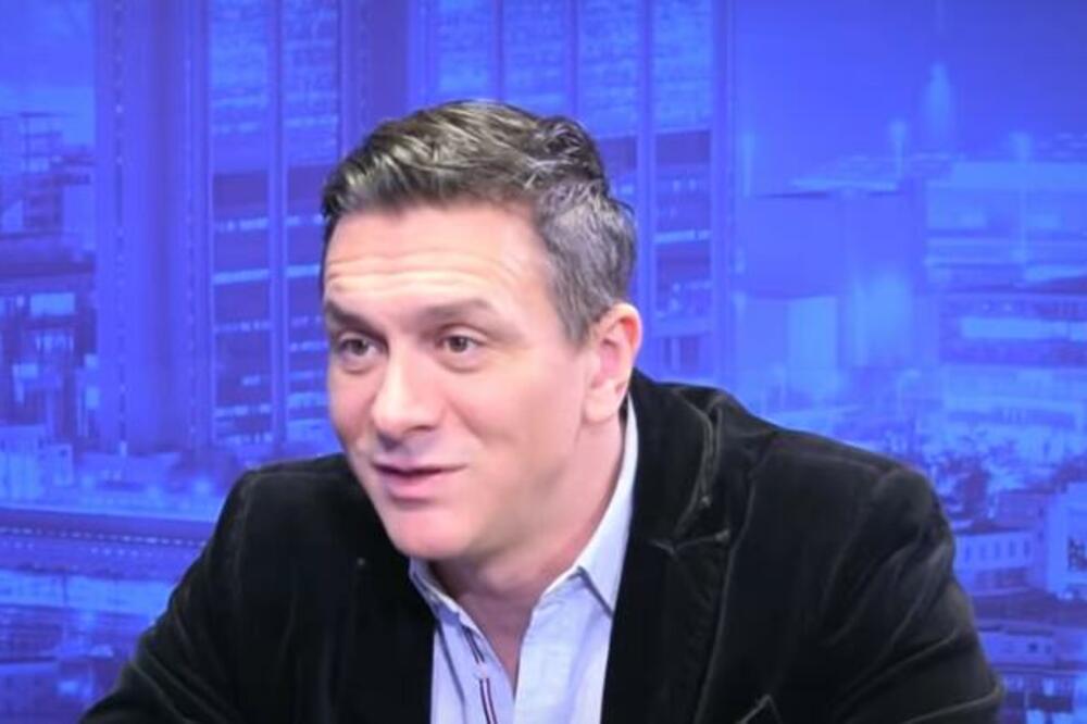 NIKO NE ZNA DA JE OVA POZNATA ŽENA SUPRUGA NAŠEG ČUVENOG GLUMCA: Prava je BOGINJA, nećete VEROVATI o kome je REČ