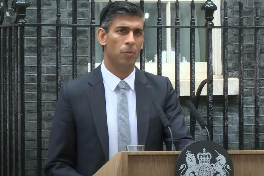 NOVOPEČENI PREMIJER BRITANIJE OBRADOVAO GRAĐANE: Slobodan dan zbog krunisanja Čarlsa III