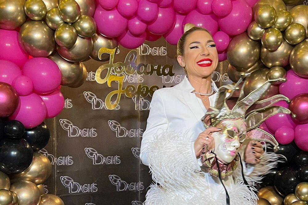 ZNATE LI KOLIKO JE GODINA NAPUNILA JOVANA JEREMIĆ? Na rođendanu se pojavio i njen BIVŠI MUŽ