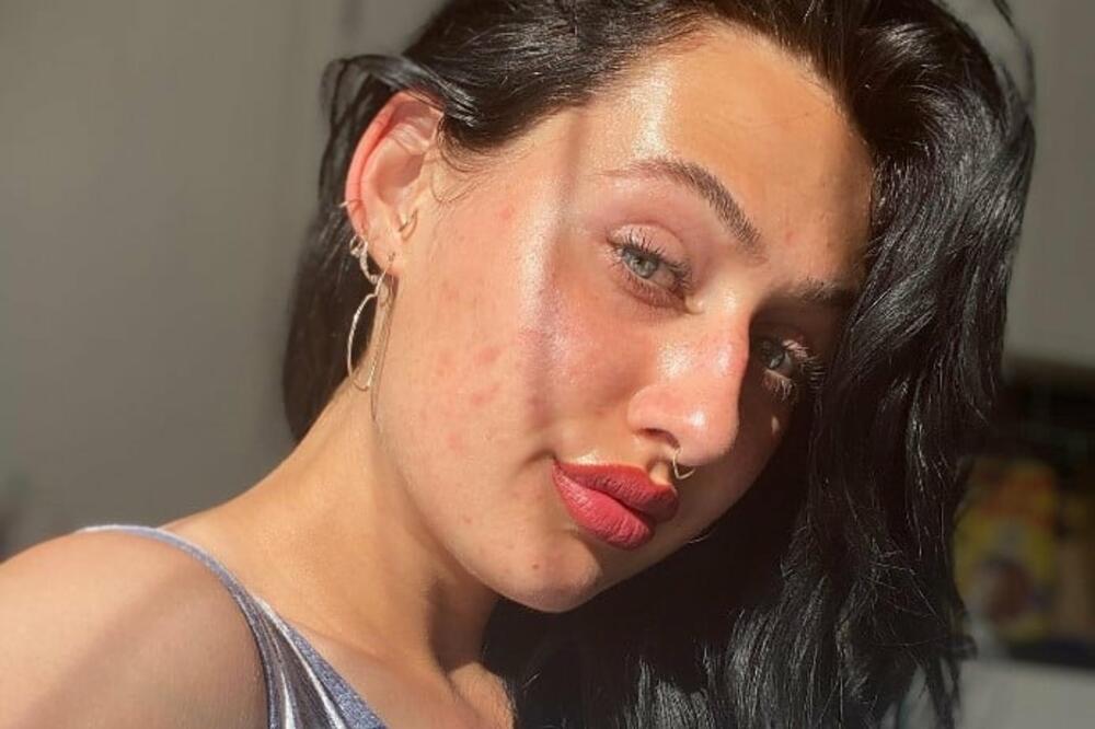 ŠOKANTNA ISPOVEST PROSTITUTKE KOJA JE SLEDILA CEO SVET: Otkriveno šta su muškarci želeli da joj rade, ŠTA JE OVO?