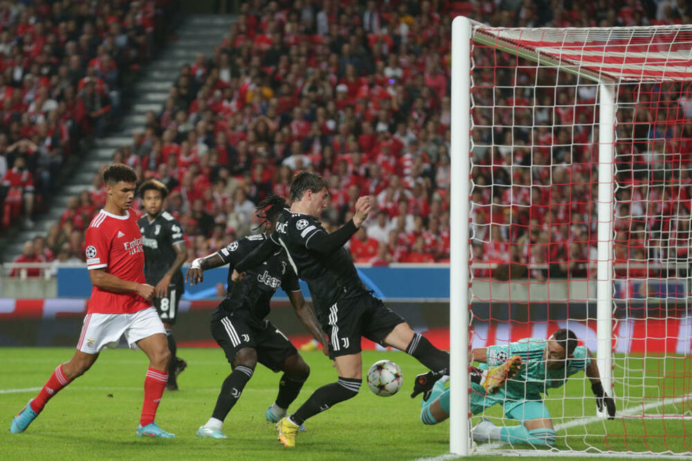 Hteo jednom, ali dao gol drugom nogom: Dušan Vlahović