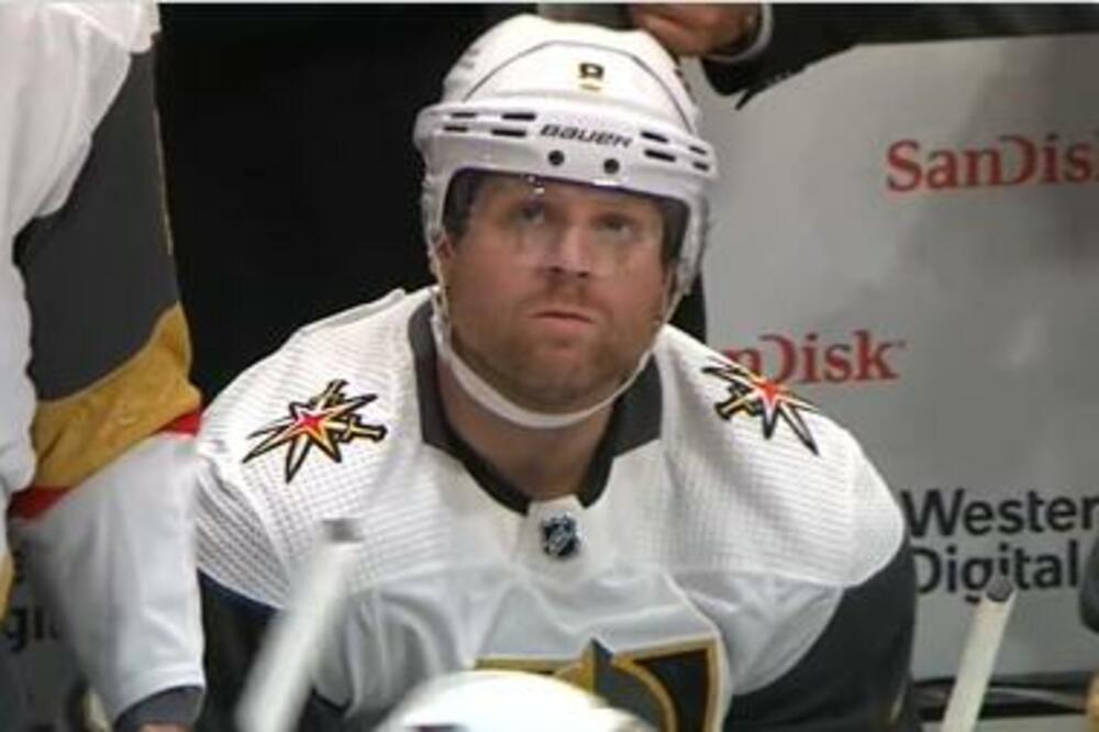 OD ČEGA JE OVAJ ČOVEK? Odigrao 990 utakmica u nizu i dao 400 golova, nije preskočio nijedan meč od 2009. godine!