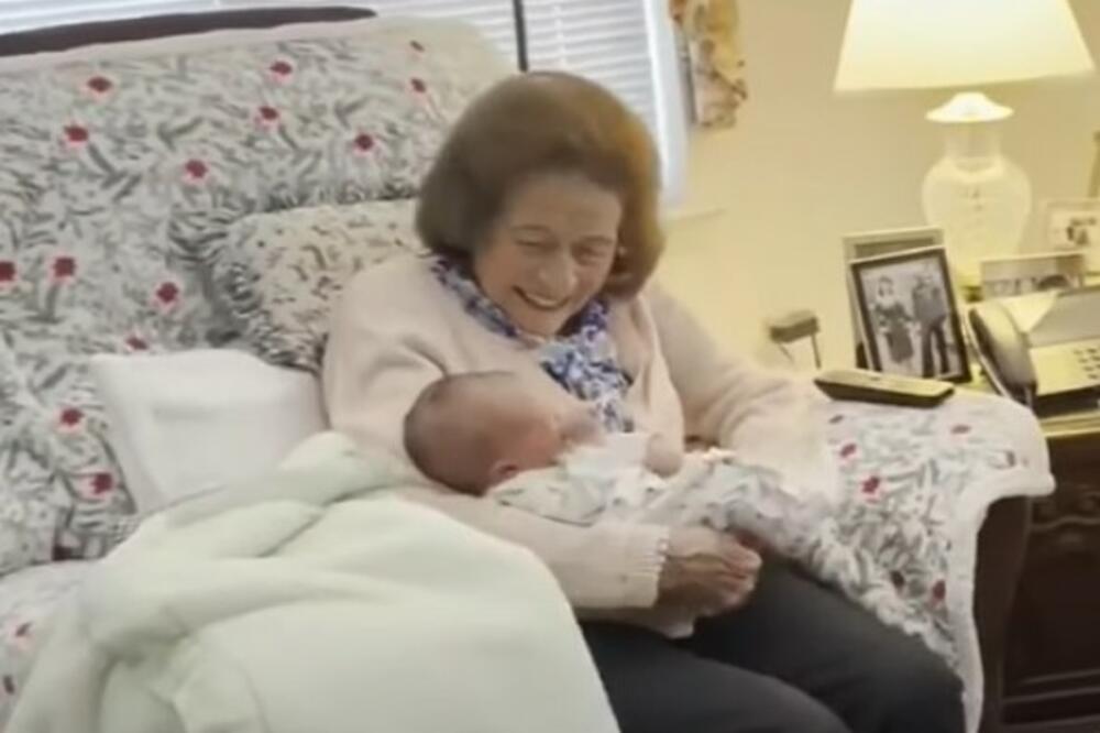 DOBILA 100. PRAUNUČE PRE STOTOG ROĐENDANA: Malo joj falilo da ode u MANASTIR, onda je srela NJEGA i sve se izmenilo