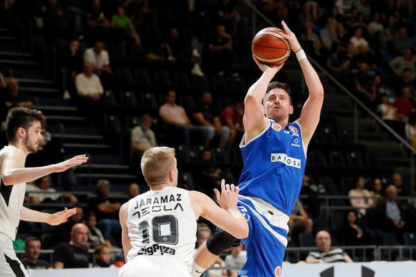 ŠOK PRIZNANJE NEKADAŠNJEG REPREZENTATIVCA: Ne znam ni zašto sam igrao, nisam osećao nikakve emocije...