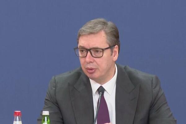 VUČIĆ RAZGOVARAO SA ITALIJANSKIM MINISTROM SPOLJNIH POSLOVA: Evo šta mu je rekao o situaciji na Kosovu