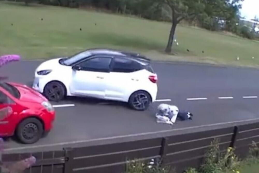 ZBOG OVE SLIKE CEO SVET ZAMRZEO JE OVOG ČOVEKA: Da li je moguće da je to uradio bespomoćnoj starici? (FOTO)