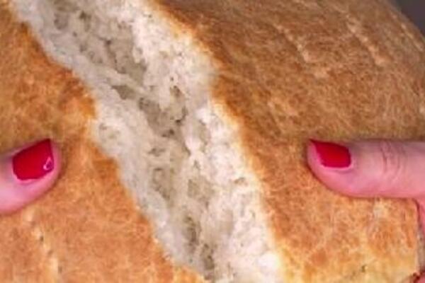 Nema bolje pogače od kosovske! Milan Vasić pokazao kako je sprema, stariji recept od ovog nećete naći