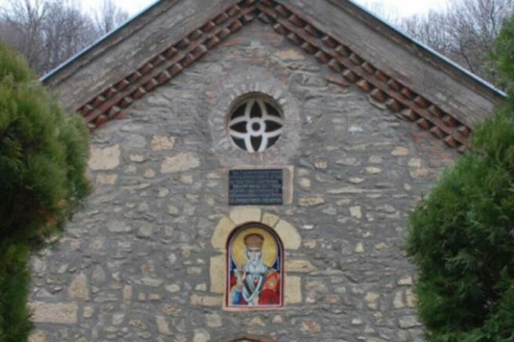 OVDE SU TURCI POGUBILI VLAŠKU DEVOJČICU: Kažu da se danas u tom manastiru ČUDA DEŠAVAJU! (FOTO)